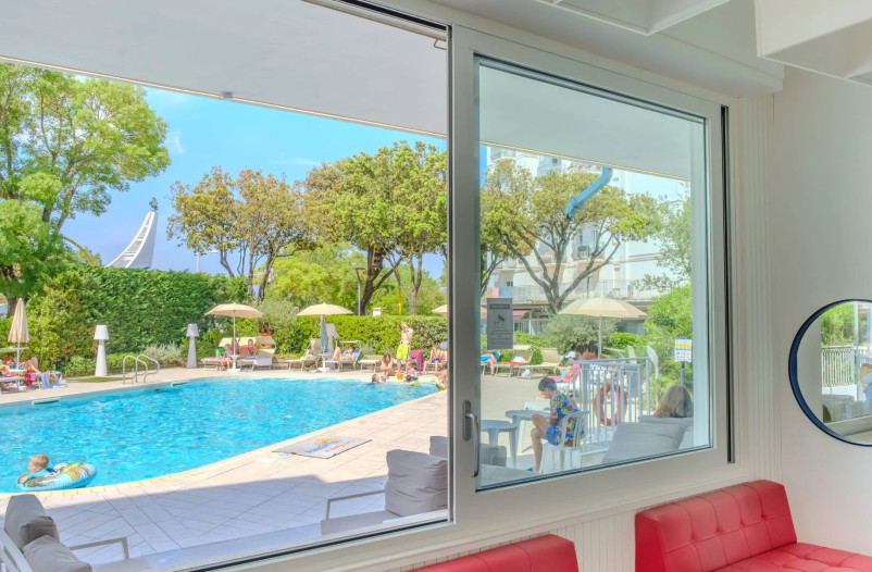 media.Interni - Bar - HDR4